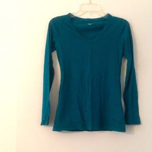 GAP long sleeved top. Size Small.